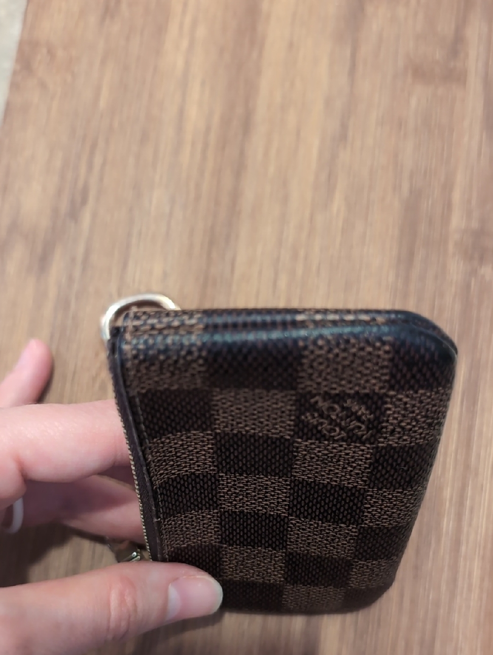 Louis Vuitton Key Pouch Pochette Cles Damier Ebene - Picture 13 of 16